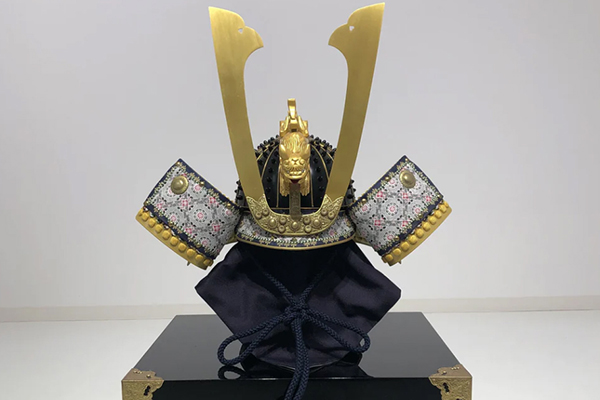 Try on a Kabuto Helmet