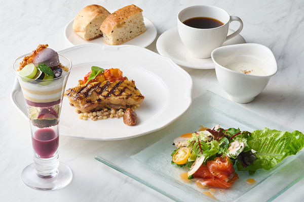 Ovest lunch photo image