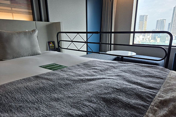 Bed guard